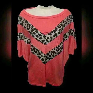 * 3 for‎ $25* Shop wanna b pink and cheetah print medium shirt